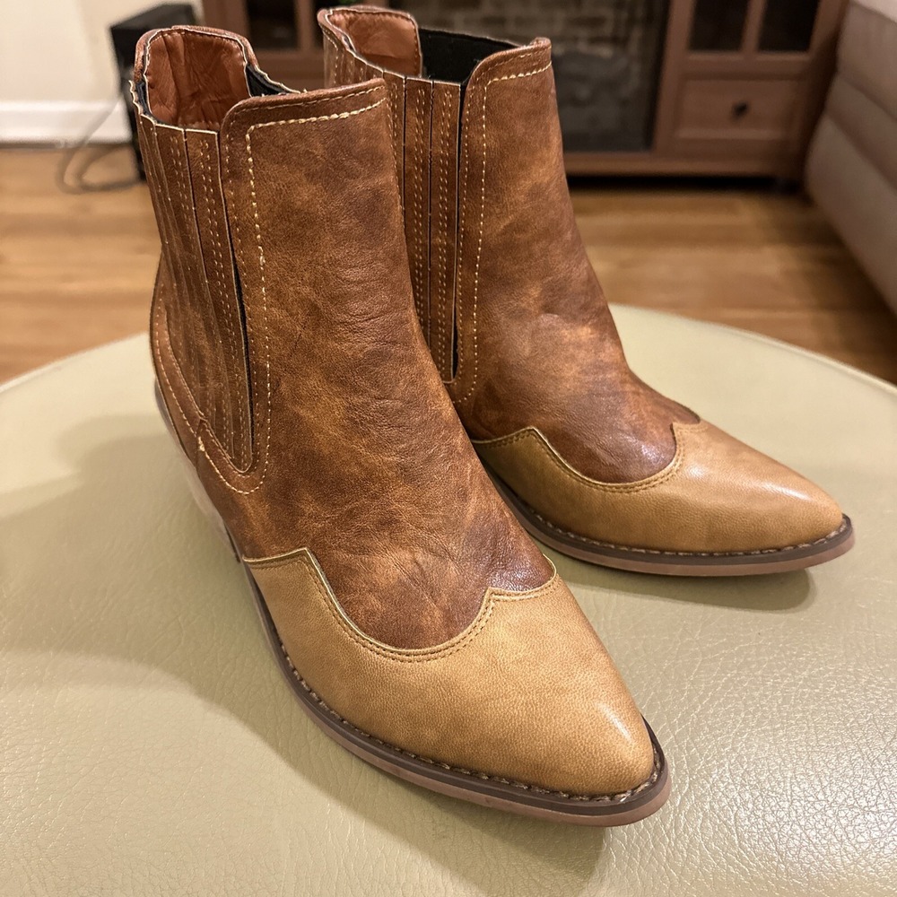 Seven7 Women Tuxedo‎ Tex Western Cowboy Vegan Leather Heeled Boot Brown Tan Sz 6